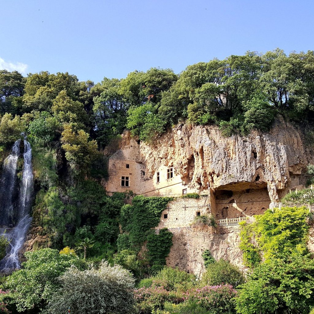 grottes de villecroze